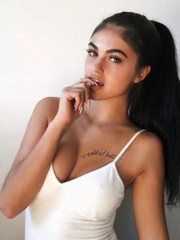 Алина